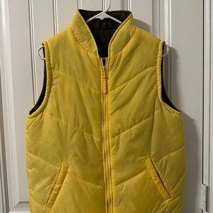 Ladies Yellow Fleece Zipper Vest NWOT